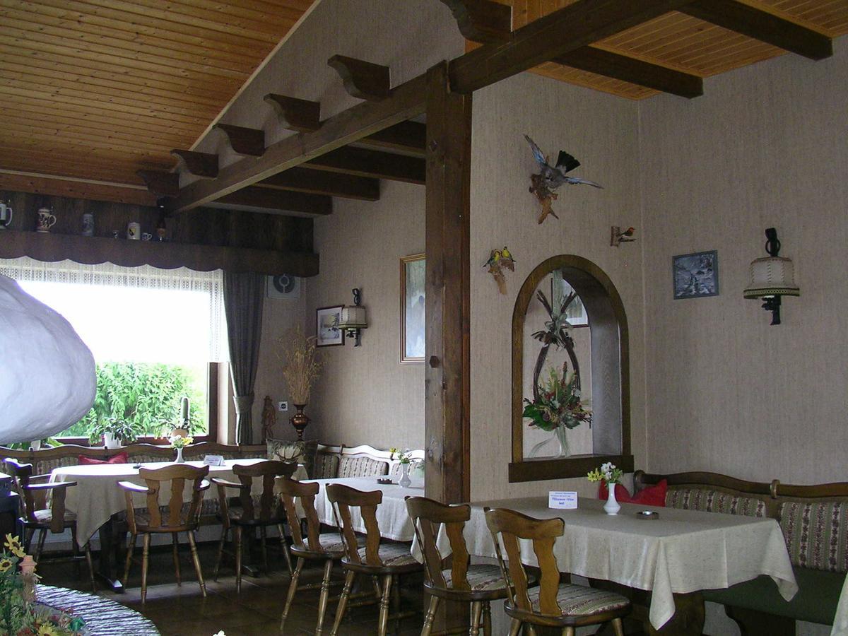Cafe Best Gaestezimmer Bullau Exterior foto